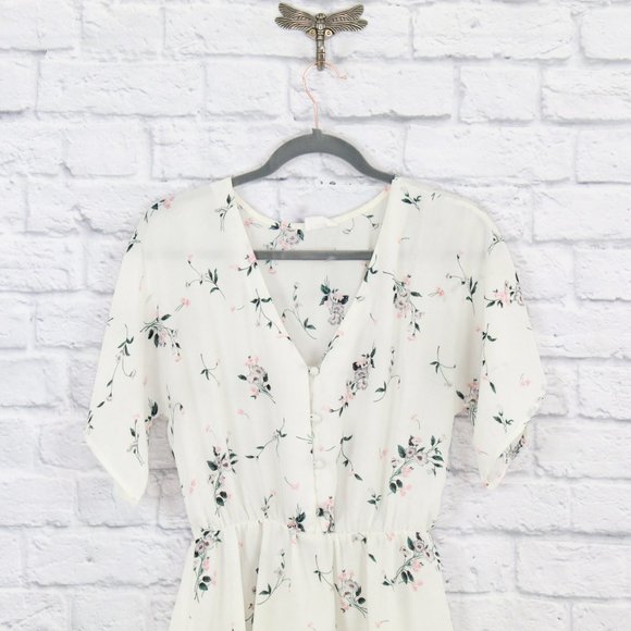 SIENNA SKY Short Sleeve Floral Blouse Shirt Size M - Picture 2 of 8